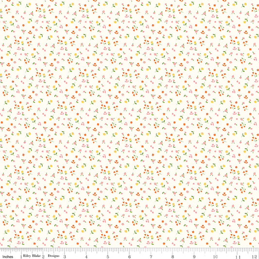 Cotton Nook Flowers Vintage White, sold in 1/2 yard increments; cut continuous, C17975-VINTAGEWHITE