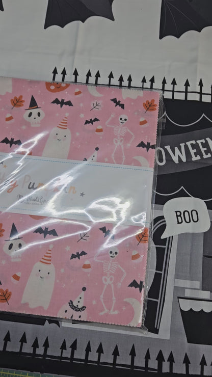 Hey, Pumpkin Panel Quilt Kit