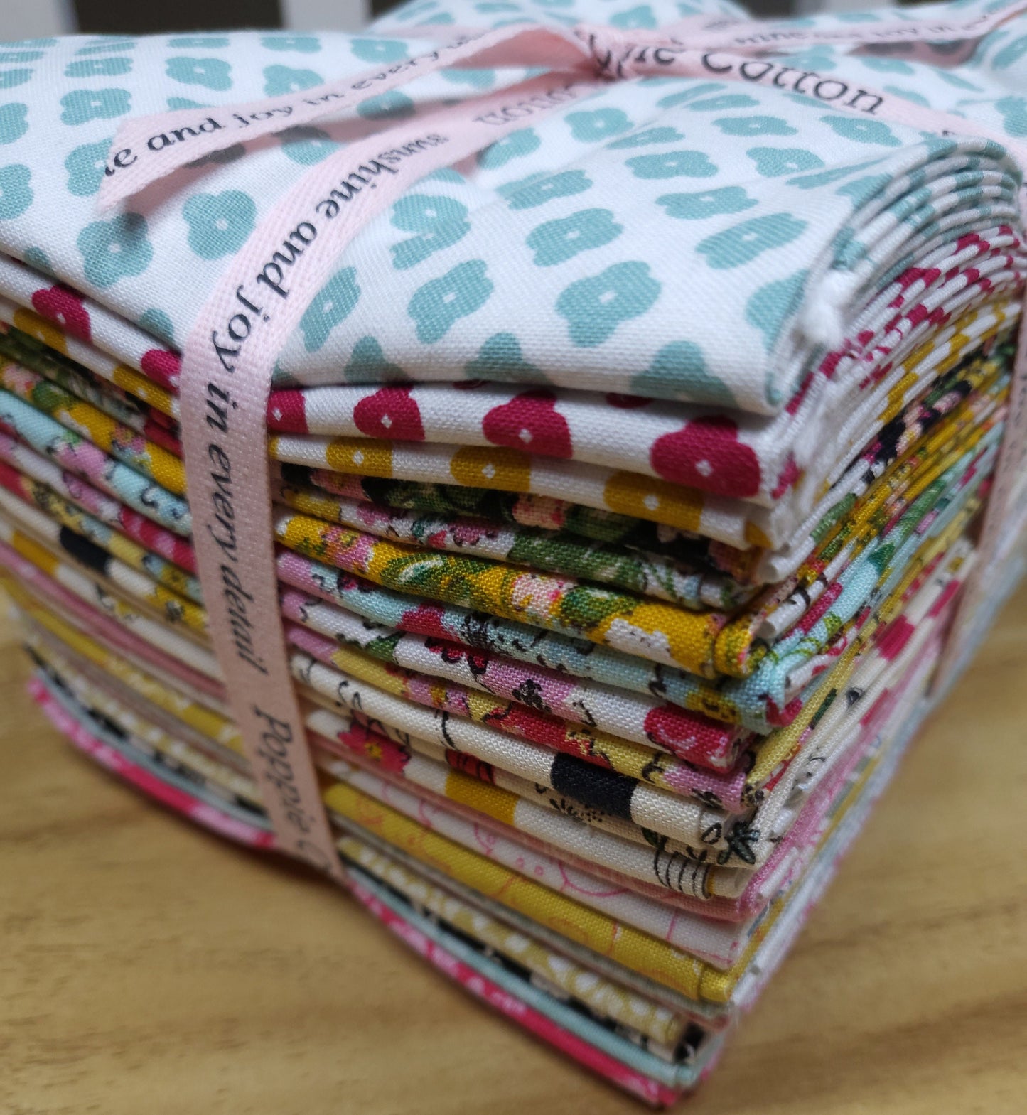 Bloom True Fat Quarter Bundle - 21 pieces - Poppie Cotton